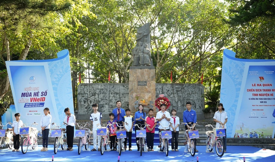 Chiến dịch Thanh niên tình nguyện hè 2026 tại Thanh Hóa được trao nguồn lực gần 400 triệu đồng Chiến dịch Thanh niên tình nguyện hè 2026 tại Thanh Hóa được trao nguồn lực gần 400 triệu đồng