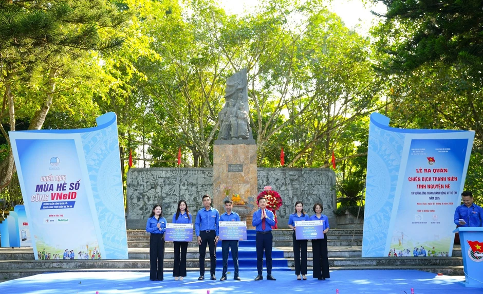 Chiến dịch Thanh niên tình nguyện hè 2026 tại Thanh Hóa được trao nguồn lực gần 400 triệu đồng Chiến dịch Thanh niên tình nguyện hè 2026 tại Thanh Hóa được trao nguồn lực gần 400 triệu đồng
