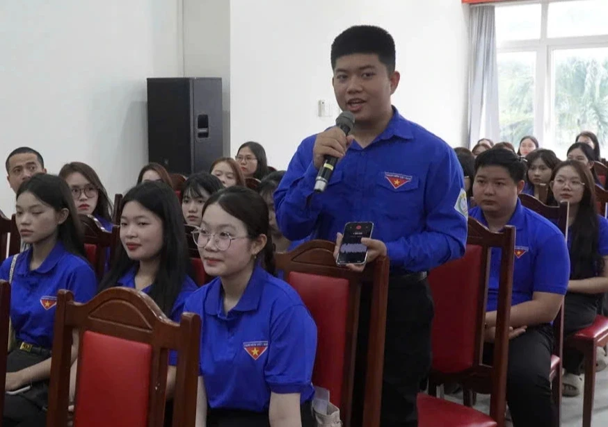 Chủ tịch Quảng Trị: Sự phát triển của tỉnh phụ thuộc phần nhiều vào thanh niên Chủ tịch Quảng Trị: Sự phát triển của tỉnh phụ thuộc phần nhiều vào thanh niên