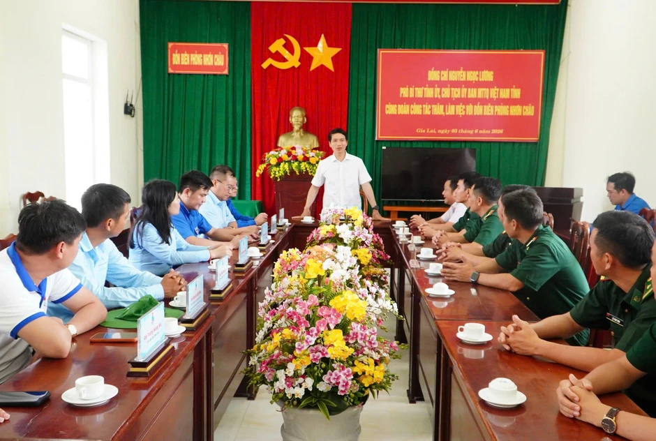 Chương trình Sinh viên với biển, đảo Tổ quốc: Hơn 200 triệu đồng đến đảo Nhơn Châu Chương trình Sinh viên với biển, đảo Tổ quốc: Hơn 200 triệu đồng đến đảo Nhơn Châu