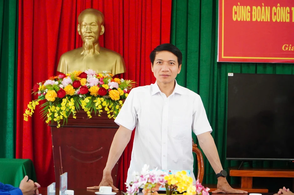 Chương trình Sinh viên với biển, đảo Tổ quốc: Hơn 200 triệu đồng đến đảo Nhơn Châu Chương trình Sinh viên với biển, đảo Tổ quốc: Hơn 200 triệu đồng đến đảo Nhơn Châu