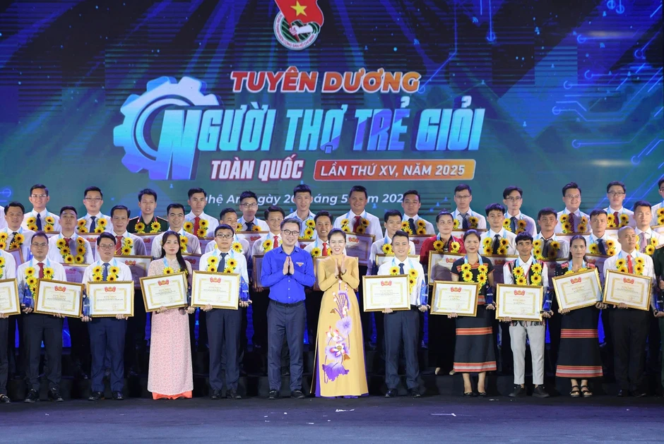Chương trình ý nghĩa dành cho thanh niên công nhân