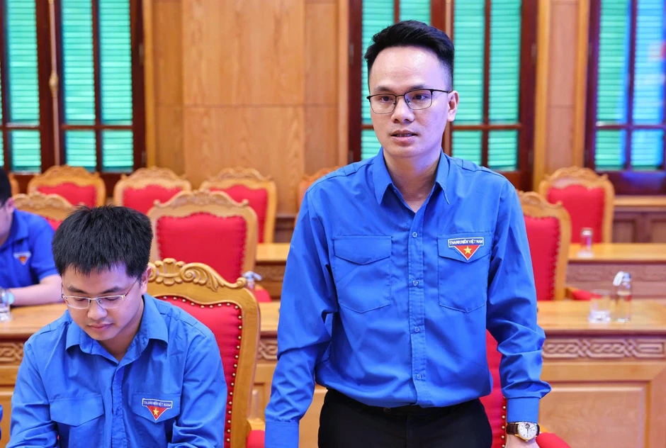 Chuyển giao 5 tổ chức Đoàn về Đoàn các cơ quan Đảng T.Ư Chuyển giao 5 tổ chức Đoàn về Đoàn các cơ quan Đảng T.Ư