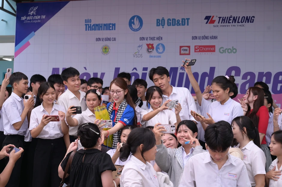 Chuyển mạnh lên nền tảng số, lần đầu có 'trạm tiếp sức tinh thần' Chuyển mạnh lên nền tảng số, lần đầu có 'trạm tiếp sức tinh thần'