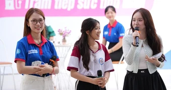 Chuyển mạnh lên nền tảng số, lần đầu có 'trạm tiếp sức tinh thần'