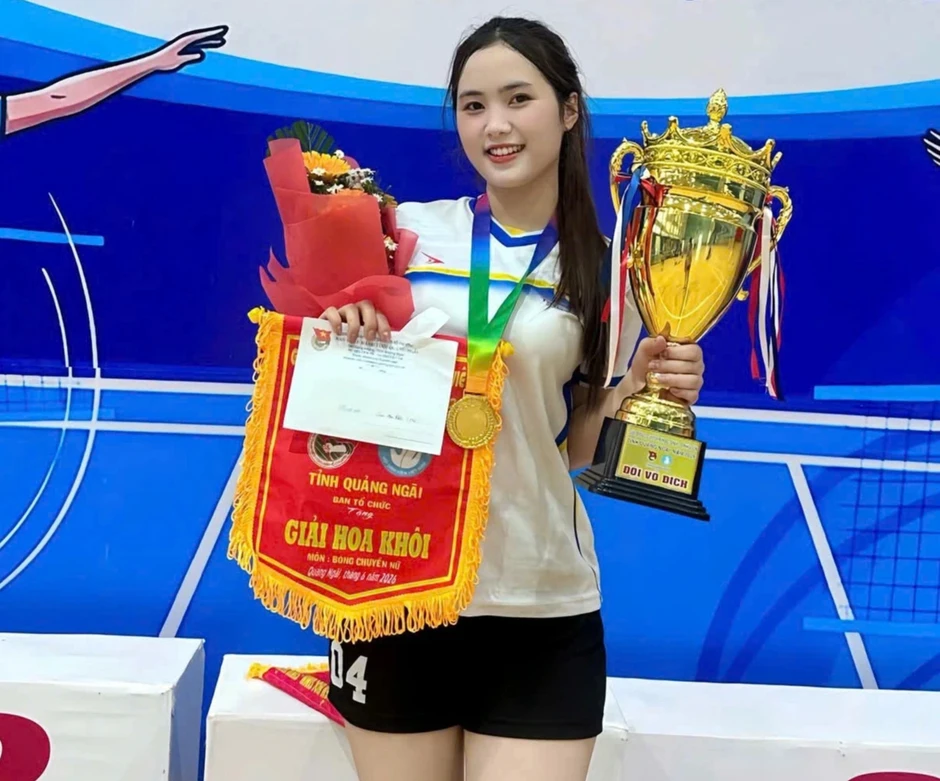 Cô gái được gọi là 'hoa khôi bóng chuyền' Cô gái được gọi là 'hoa khôi bóng chuyền'