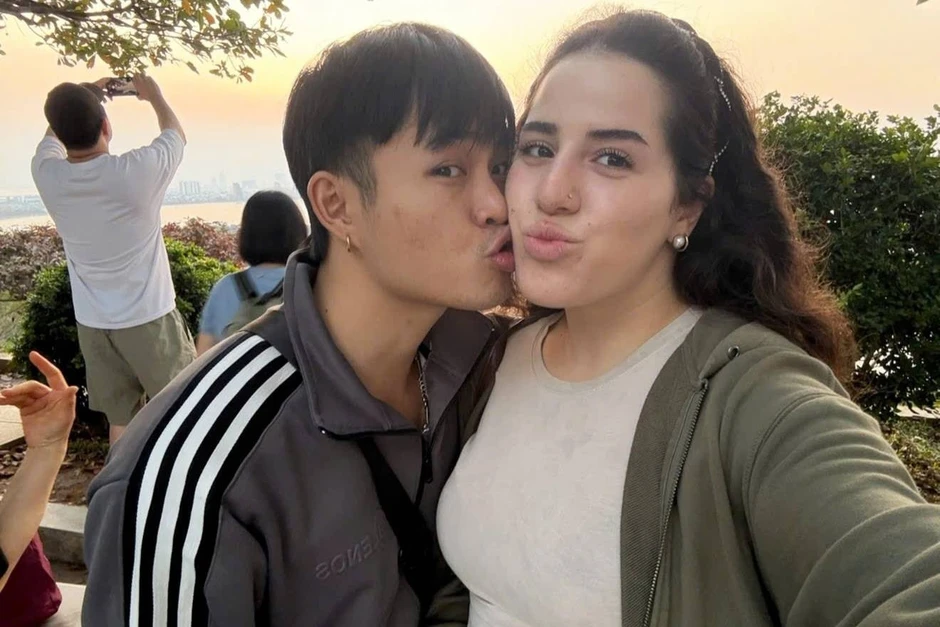 Cô gái Italy yêu chàng trai Hà Giang sau 1 tuần quen Cô gái Italy yêu chàng trai Hà Giang sau 1 tuần quen