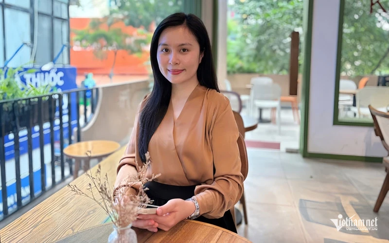 Cô gái Phú Thọ 7 năm dạy tiếng Anh miễn phí cho người già, gieo niềm vui hiếm có Cô gái Phú Thọ 7 năm dạy tiếng Anh miễn phí cho người già, gieo niềm vui hiếm có