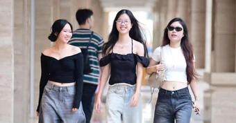 Có phải cha mẹ 'không biết buồn'?