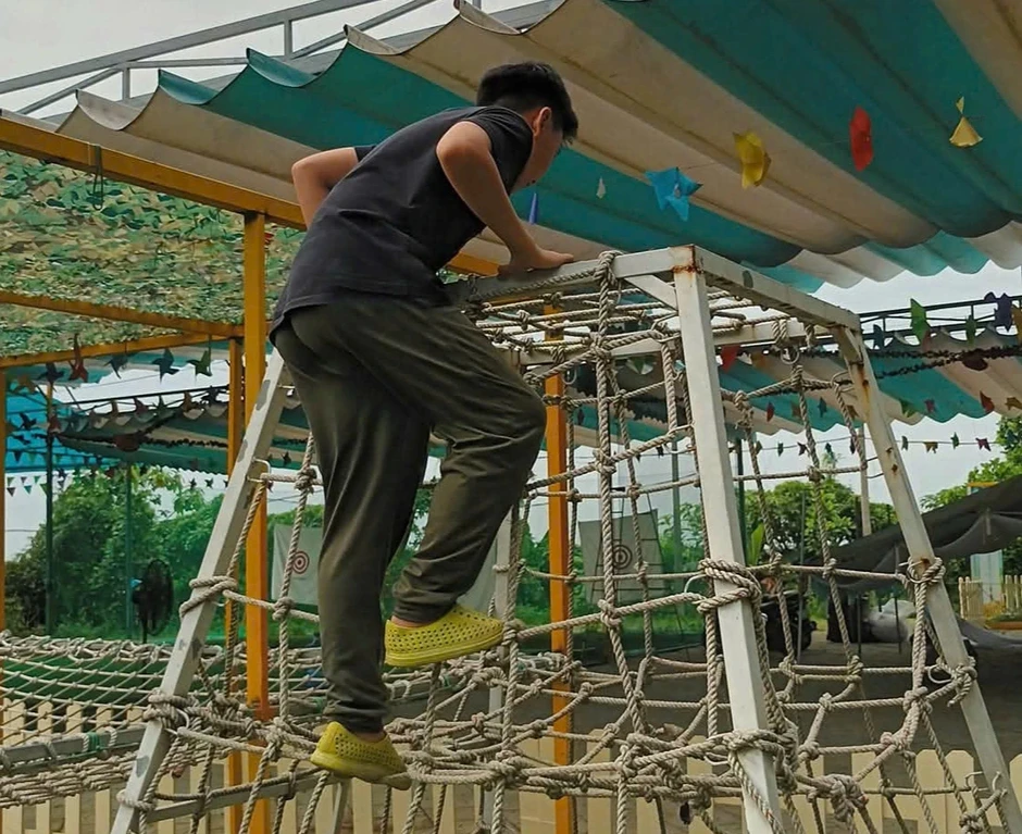 Con nghỉ hè, học gì và chơi ở đâu? Nhiều trại hè kỹ năng đã mở đăng ký