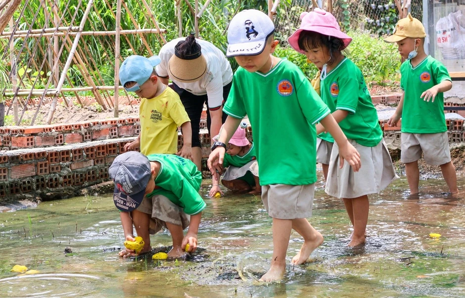 Con nghỉ hè, học gì và chơi ở đâu? Nhiều trại hè kỹ năng đã mở đăng ký