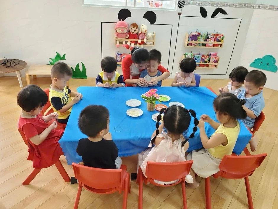 Con nghỉ hè, phụ huynh bước vào mùa tất bật mới Con nghỉ hè, phụ huynh bước vào mùa tất bật mới