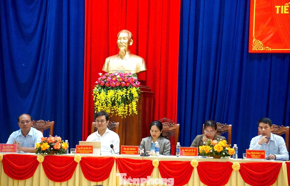 Cử tri đề nghị người trúng cử đi cơ sở, 'tai nghe mắt thấy' kiến nghị của người dân Cử tri đề nghị người trúng cử đi cơ sở, 'tai nghe mắt thấy' kiến nghị của người dân
