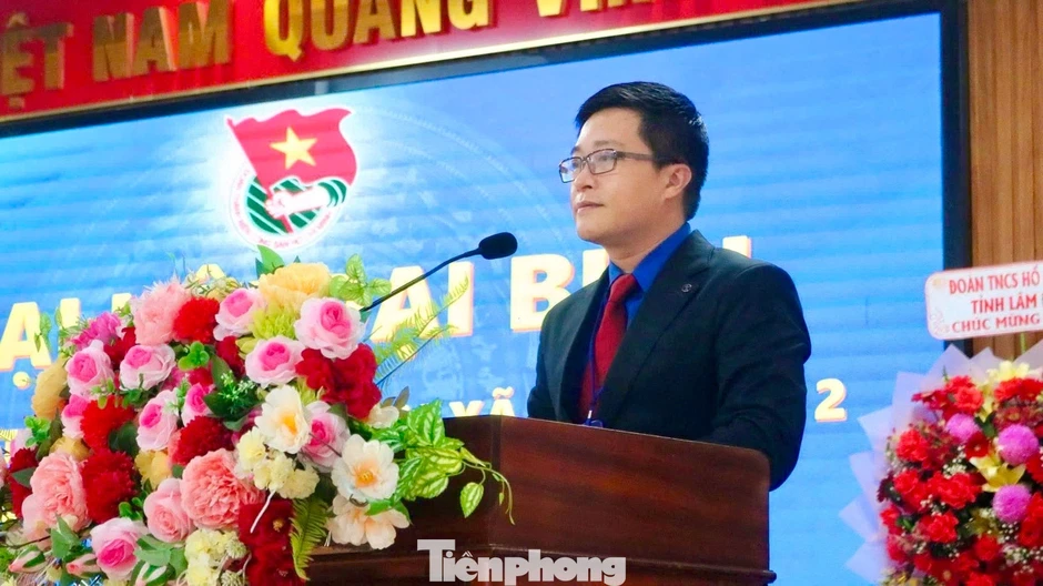 Cử tri trẻ Lâm Đồng kỳ vọng đại biểu gần dân, lắng nghe thanh niên Cử tri trẻ Lâm Đồng kỳ vọng đại biểu gần dân, lắng nghe thanh niên