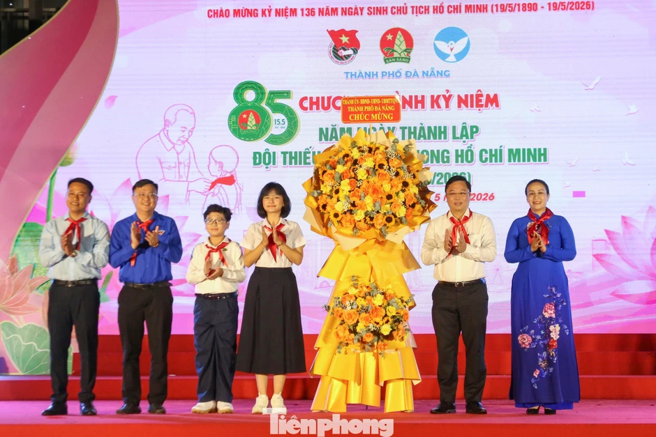 Đà Nẵng khen thưởng các tập thể, cá nhân xuất sắc trong công tác Đội Đà Nẵng khen thưởng các tập thể, cá nhân xuất sắc trong công tác Đội