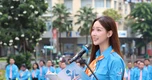 Đại biểu Đại hội Hội Liên hiệp Thanh niên TPHCM lần thứ X báo công dâng Bác