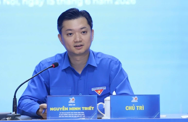 Đại hội Đoàn Thanh niên biểu quyết trên app, không nhận hoa chúc mừng Đại hội Đoàn Thanh niên biểu quyết trên app, không nhận hoa chúc mừng