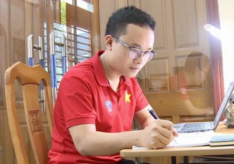 Dấu ấn bản lĩnh, trí tuệ Việt từ bản làng đến trường quốc tế Dấu ấn bản lĩnh, trí tuệ Việt từ bản làng đến trường quốc tế