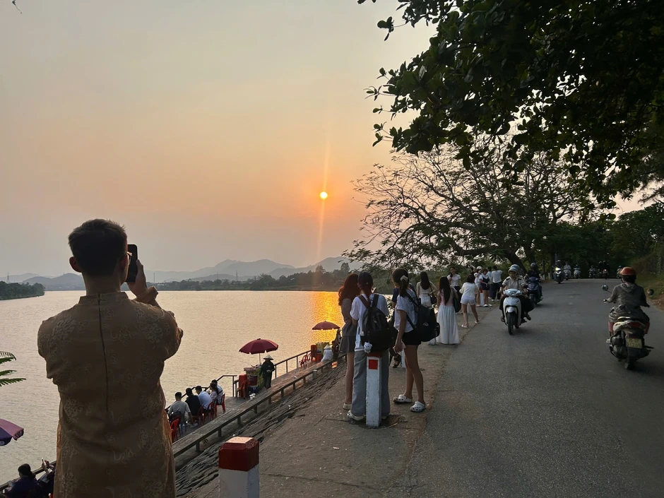 Đến Huế, lên chùa Thiên Mụ nhớ dừng chân để ăn… đậu hũ Đến Huế, lên chùa Thiên Mụ nhớ dừng chân để ăn… đậu hũ