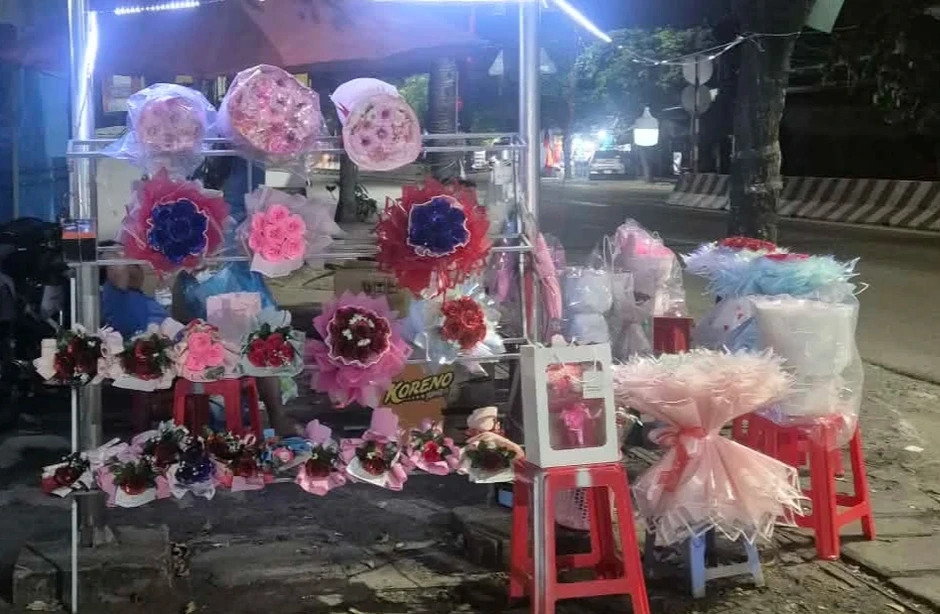 'Do vướng lịch trình cá nhân, xin thông báo sẽ không tham gia Valentine năm nay' 'Do vướng lịch trình cá nhân, xin thông báo sẽ không tham gia Valentine năm nay'