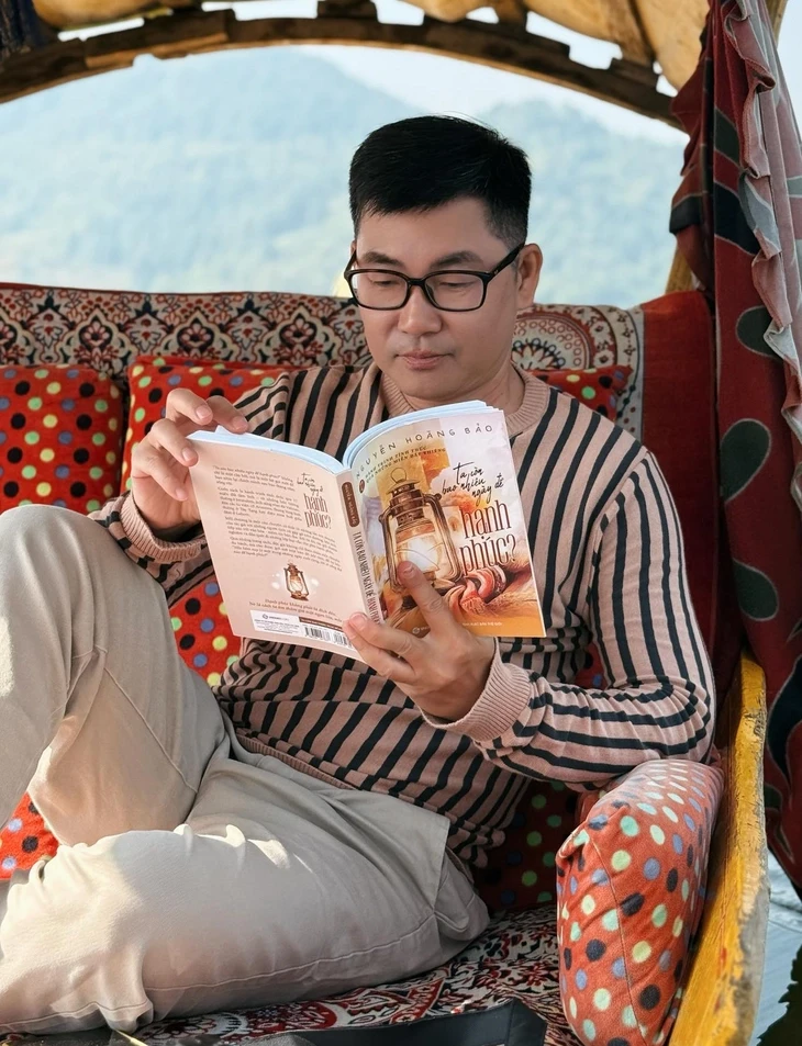Đọc từ tò mò đến say mê, từ Đông y đến tiểu thuyết: Đừng đọc theo trend, hãy chọn cuốn bạn cần nhất Đọc từ tò mò đến say mê, từ Đông y đến tiểu thuyết: Đừng đọc theo trend, hãy chọn cuốn bạn cần nhất