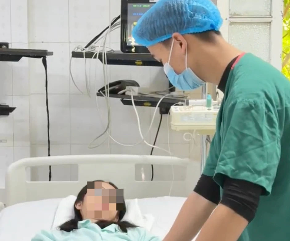 Được ghép tim từ người hiến chết não, nữ bác sĩ sản khoa trở lại hành trình cứu người Được ghép tim từ người hiến chết não, nữ bác sĩ sản khoa trở lại hành trình cứu người