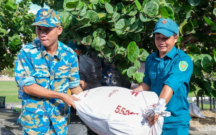 Gia cảnh khó khăn, nhiều bệnh có được hoãn dân quân tự vệ? Gia cảnh khó khăn, nhiều bệnh có được hoãn dân quân tự vệ?