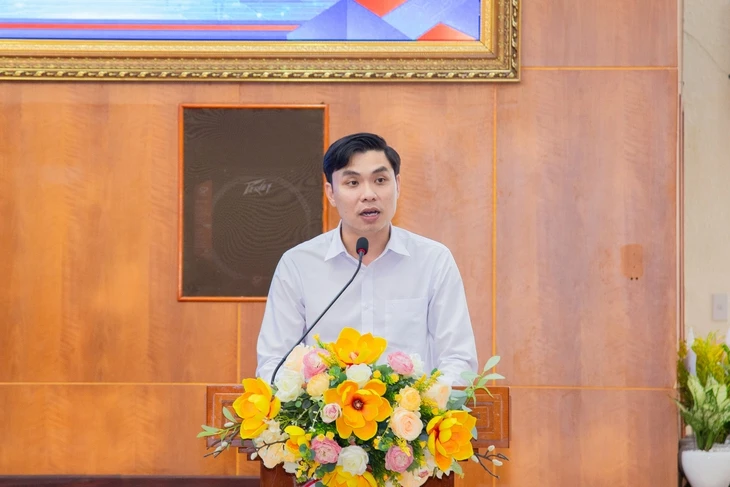 Giá trị tình làng nghĩa xóm thời nay có thực sự mất đi? Giá trị tình làng nghĩa xóm thời nay có thực sự mất đi?