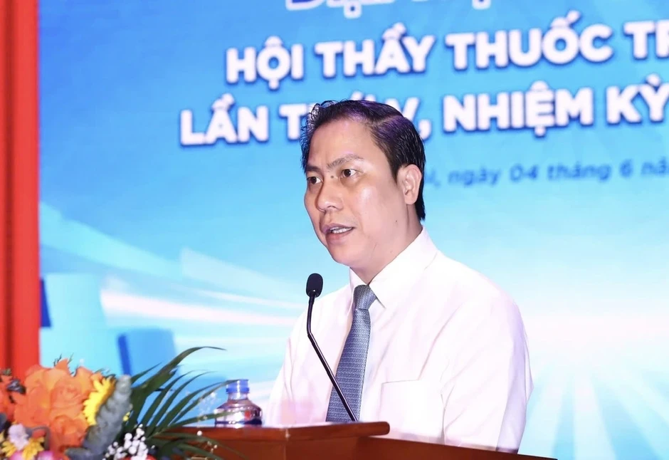 Giám đốc Bệnh viện Giao thông Vận tải làm Chủ tịch Hội Thầy thuốc trẻ Hà Nội Giám đốc Bệnh viện Giao thông Vận tải làm Chủ tịch Hội Thầy thuốc trẻ Hà Nội