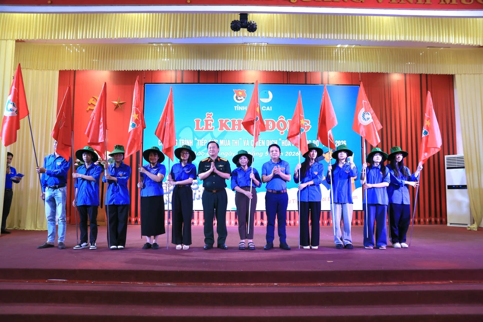 Giáo dục thanh niên qua các phong trào tình nguyện là hoạt động thiết thực nhất Giáo dục thanh niên qua các phong trào tình nguyện là hoạt động thiết thực nhất