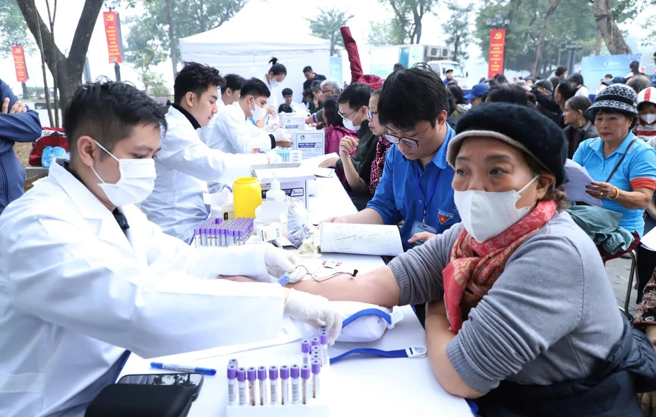 Hà Nội: Ngày mai 5.4, người dân sẽ được khám sàng lọc ung thư miễn phí Hà Nội: Ngày mai 5.4, người dân sẽ được khám sàng lọc ung thư miễn phí