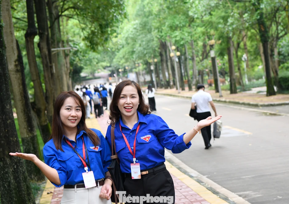 'Hành trình đỏ' khơi dậy khát vọng tri thức của người trẻ Việt 'Hành trình đỏ' khơi dậy khát vọng tri thức của người trẻ Việt