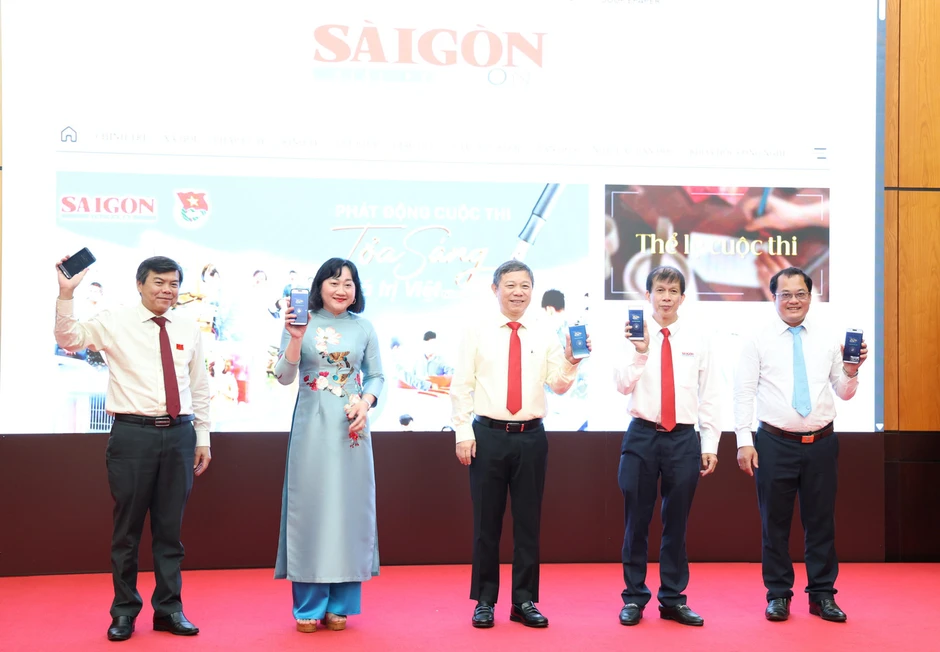 'Hành trình tìm kiếm đồng đội' đoạt giải Nhất thi Tỏa sáng Giá trị Việt 'Hành trình tìm kiếm đồng đội' đoạt giải Nhất thi Tỏa sáng Giá trị Việt