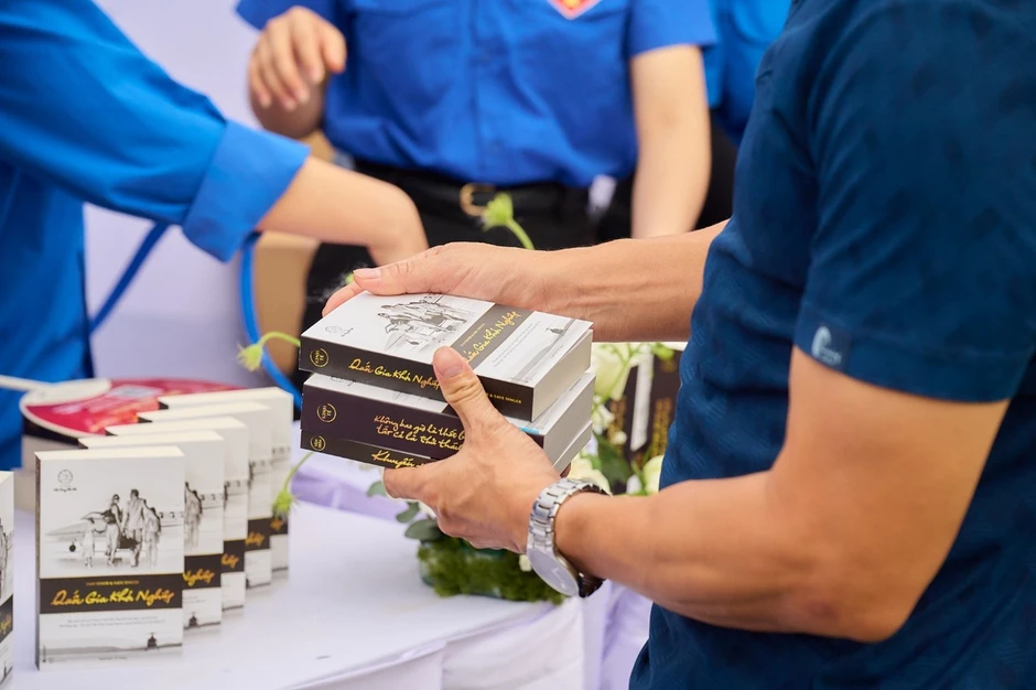 Hành trình Từ Trái Tim đánh thức khát vọng cho thanh niên nơi nguồn cội cách mạng Hành trình Từ Trái Tim đánh thức khát vọng cho thanh niên nơi nguồn cội cách mạng