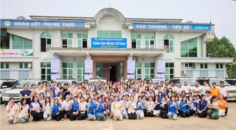 Hành trình Từ Trái Tim đánh thức khát vọng cho thanh niên nơi nguồn cội cách mạng