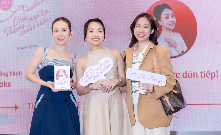 'Hiểu mình hơn, thương mình nhiều' nhắc người trẻ dừng lại để lắng nghe chính mình 'Hiểu mình hơn, thương mình nhiều' nhắc người trẻ dừng lại để lắng nghe chính mình