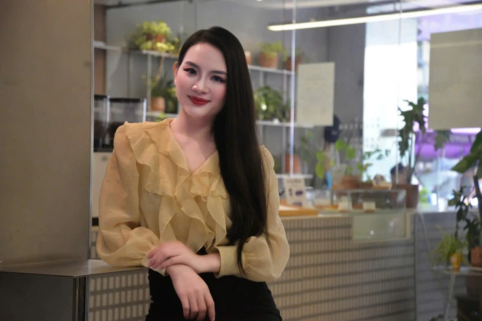 Hoa hậu lấy chồng đại gia xứ Nghệ, con 1 tuổi vội đi làm: Vì sao? Hoa hậu lấy chồng đại gia xứ Nghệ, con 1 tuổi vội đi làm: Vì sao?