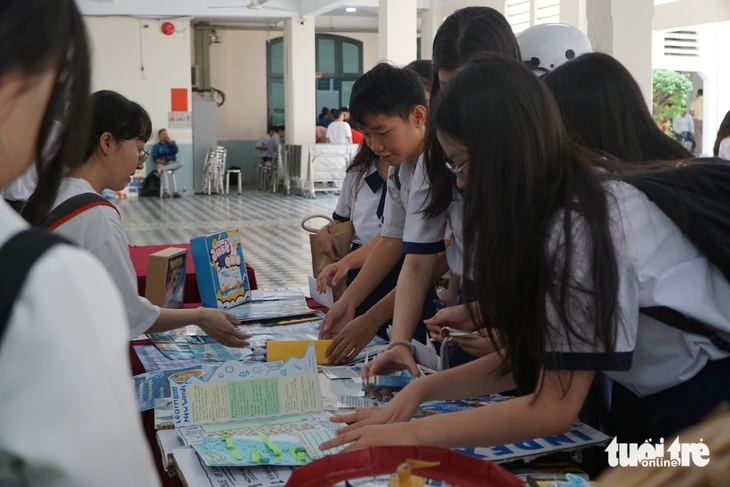 Học sinh khám phá 'Mũi tàu Tổ quốc' qua dự án liên môn Học sinh khám phá 'Mũi tàu Tổ quốc' qua dự án liên môn