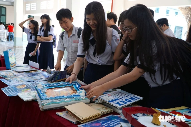 Học sinh khám phá 'Mũi tàu Tổ quốc' qua dự án liên môn Học sinh khám phá 'Mũi tàu Tổ quốc' qua dự án liên môn
