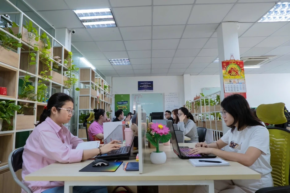 Hội chứng 'đồng nghiệp thoáng qua' là gì và vì sao người trẻ hay nghỉ việc? Hội chứng 'đồng nghiệp thoáng qua' là gì và vì sao người trẻ hay nghỉ việc?