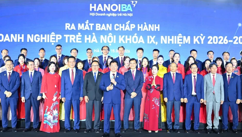Hội Doanh nghiệp trẻ Hà Nội đón nhận bằng khen của Chính phủ Hội Doanh nghiệp trẻ Hà Nội đón nhận bằng khen của Chính phủ