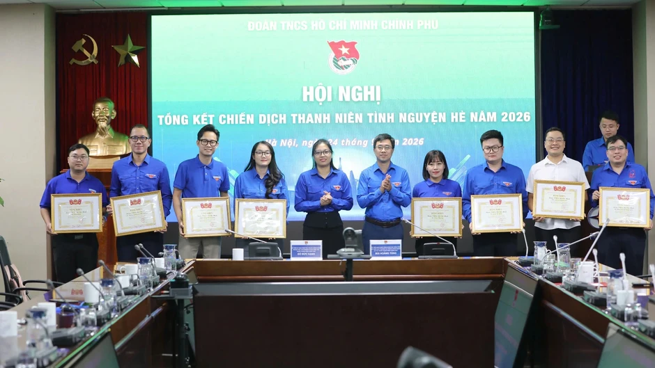 Hơn 1200 công trình, phần việc tình nguyện hè ghi dấu ấn tuổi trẻ Chính phủ Hơn 1200 công trình, phần việc tình nguyện hè ghi dấu ấn tuổi trẻ Chính phủ
