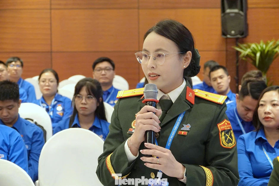 Hướng về cơ sở để đổi mới nội dung, phương thức hoạt động của Đoàn Hướng về cơ sở để đổi mới nội dung, phương thức hoạt động của Đoàn