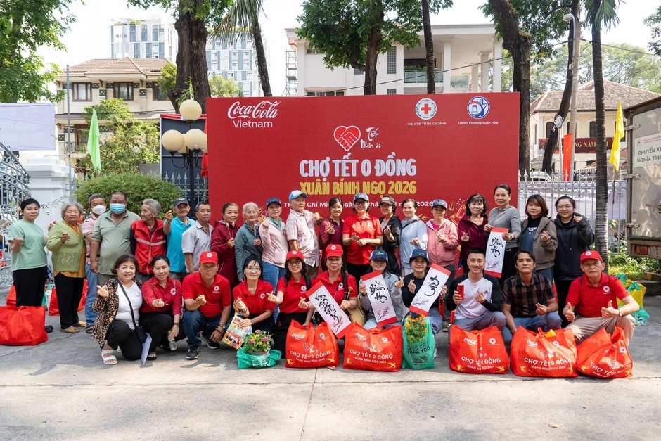 Khi giới trẻ biến Tết thành đại tiệc của niềm vui và sáng tạo