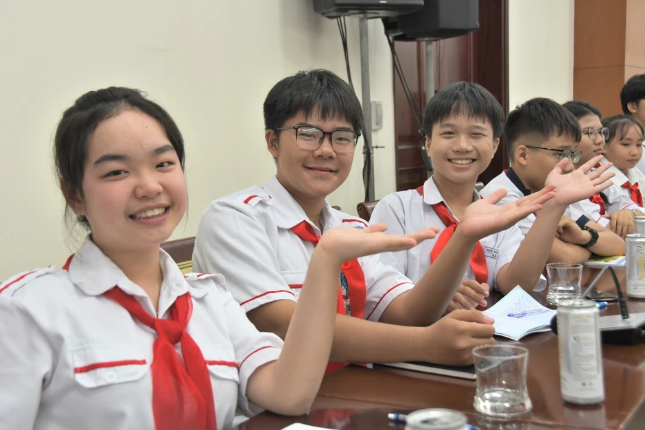 Khi học sinh mong có người để chia sẻ, được hướng nghiệp sớm Khi học sinh mong có người để chia sẻ, được hướng nghiệp sớm