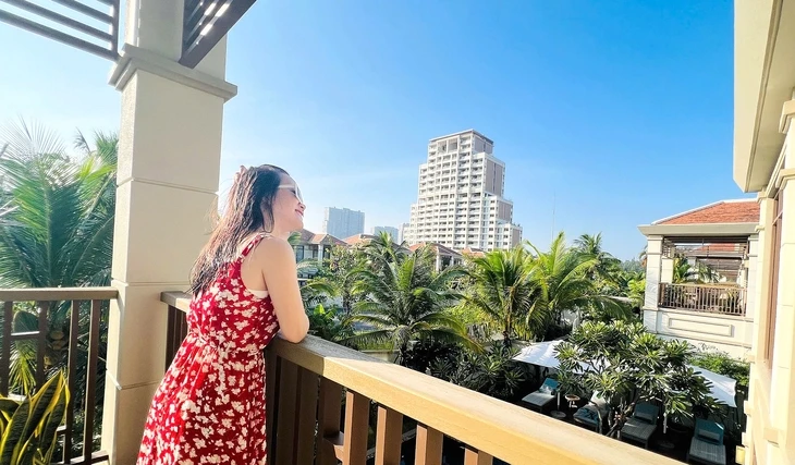 Khoảng trời riêng của những người vợ Khoảng trời riêng của những người vợ