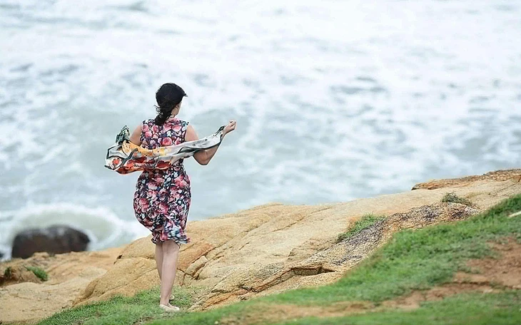 Khoảng trời riêng của những người vợ Khoảng trời riêng của những người vợ