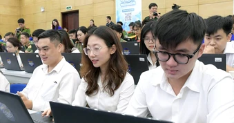 Khởi động cuộc thi Olympic tiếng Anh dành cho cán bộ trẻ năm 2026