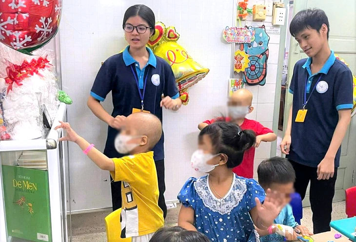 Không may khiếm khuyết thể chất, nhưng tôi không phải 'người có vấn đề' Không may khiếm khuyết thể chất, nhưng tôi không phải 'người có vấn đề'