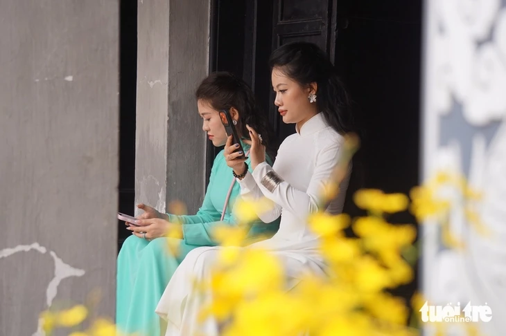 Khủng hoảng tâm lý, thứ làm dịu cơn đau không nằm trong màn hình